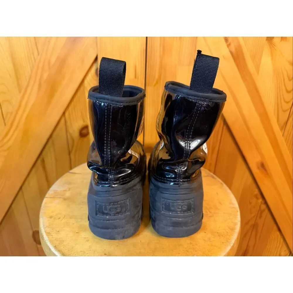 Ugg Big Girl's Brellah Mini Boots size 3 Waterproof